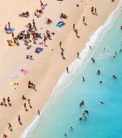 Beneficios de bañarse en el mar.